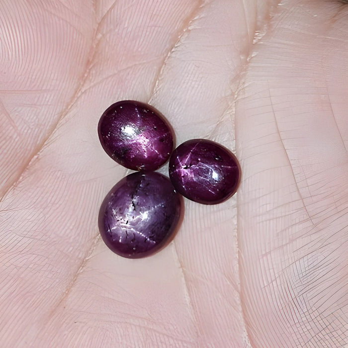 Rubino stellato Cabochon