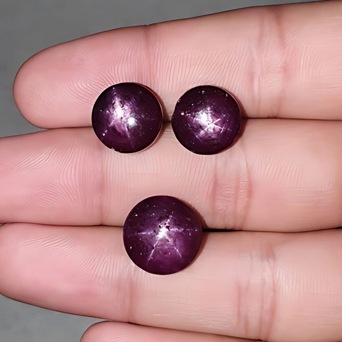 Cabochon rubis étoilé