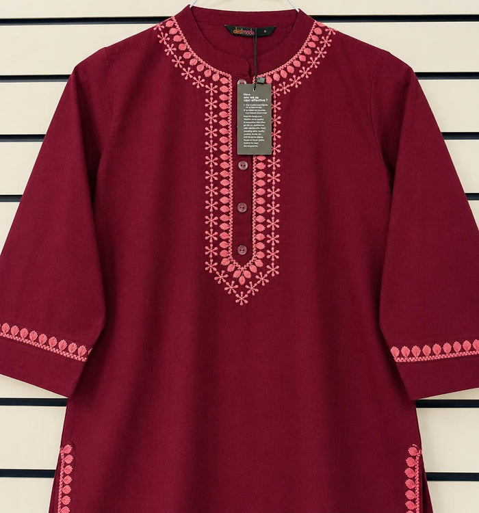 Black floral embroidered kurta