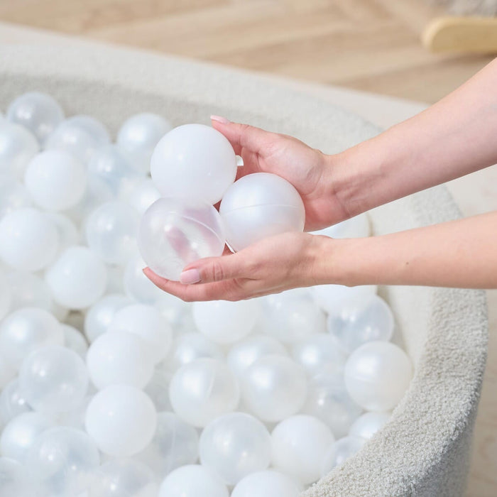 Bola Baby Ball Pit in Mushroom - close up image of three colour balls