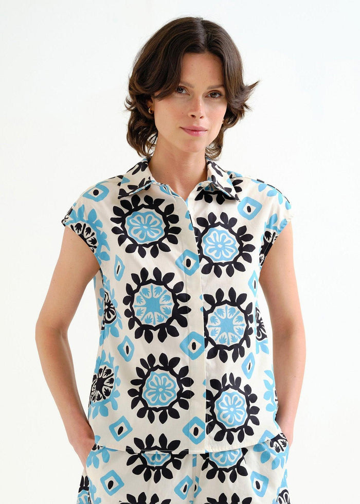 Compañía Fantástica - Geometric Print Top - Black/White/Sky Blue-Compañía Fantástica-treehaus