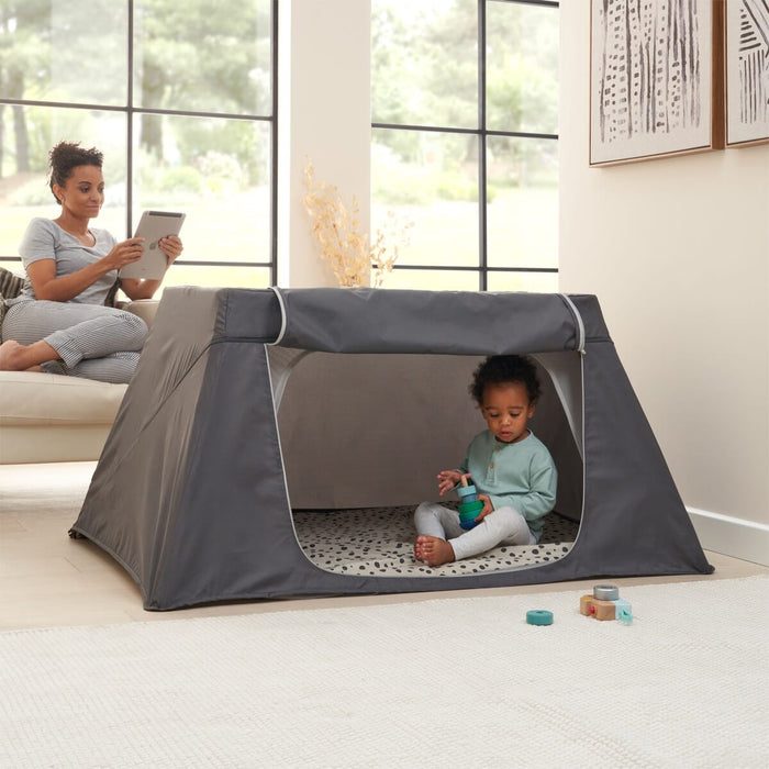 CoZee Go Day and Night Bundle > multifunctional travel cot with blackout cover for day and night use