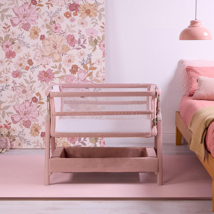 front view of the cozee zen in blush showing light pink colour tones.
