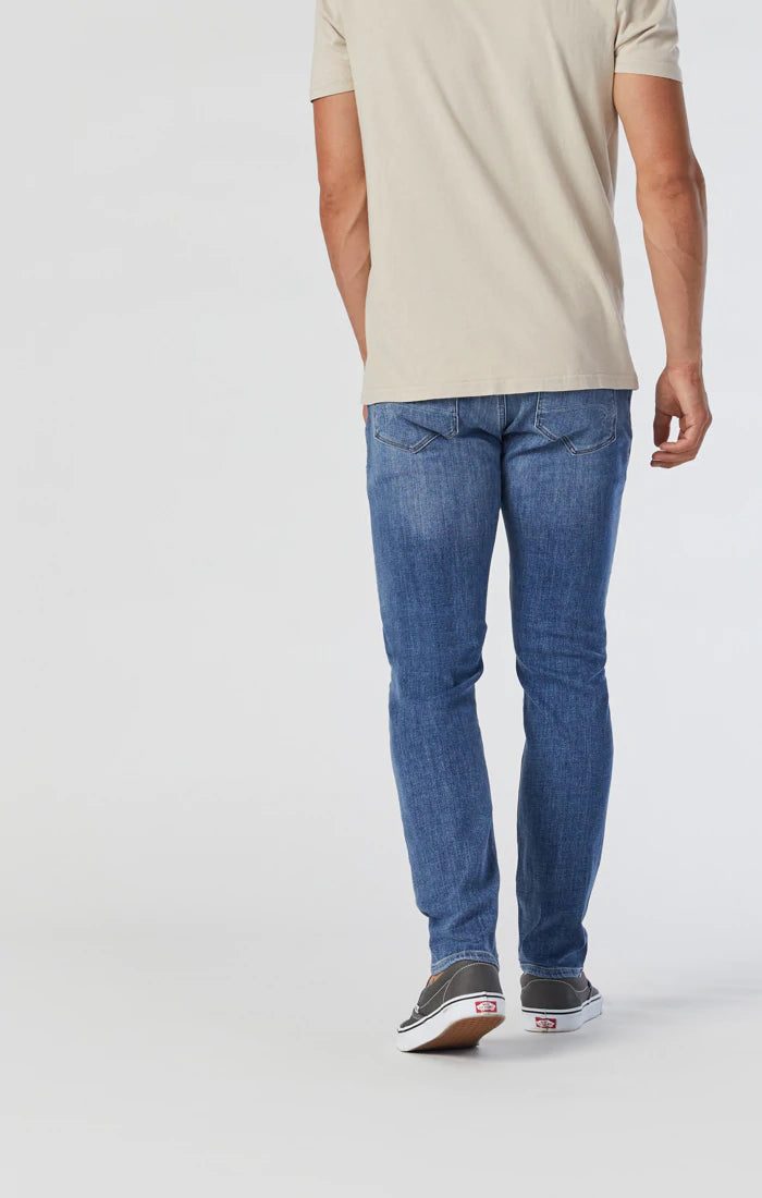 Jake - Mid Used Brushed Feather Blue