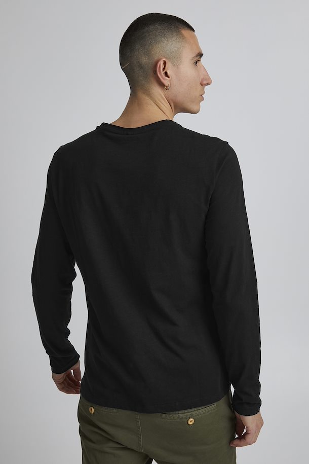 Long Sleeve Basic Tee With Pocket
