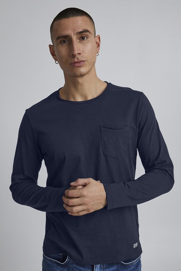 Long Sleeve Basic Tee With Pocket