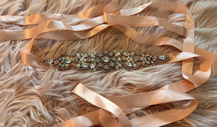 Pink rhinestone and pearl bridal belt – satin ribbon and pearl-style detail