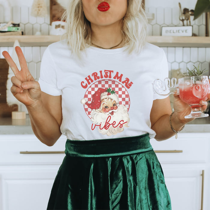 Retro Christmas Vibes Checkered Santa Women's T-shirt - Trendznmore