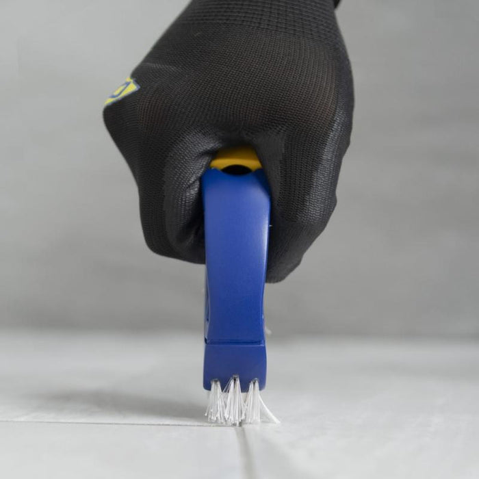 Scrub Brush with D-Handle
