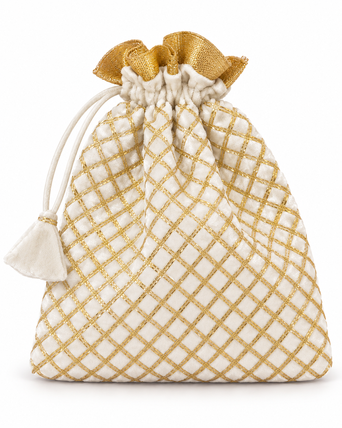 Drawstring velvet potli bag with tassel detail